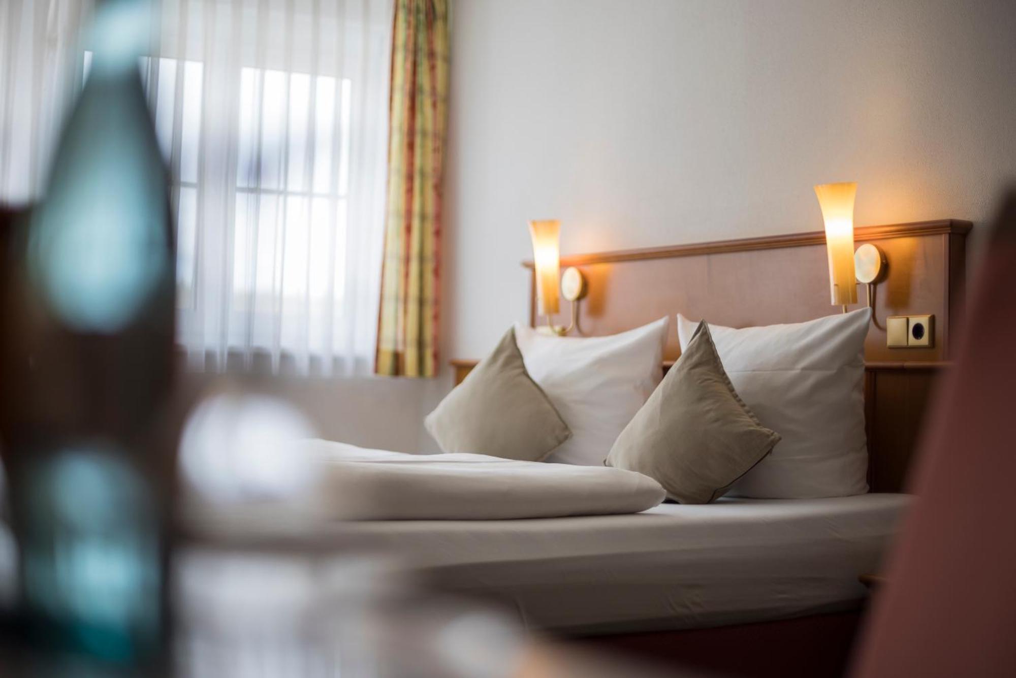 Widmann'S Loewen Hotel Konigsbronn Ngoại thất bức ảnh